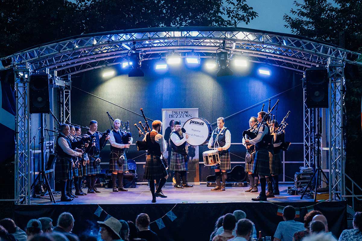 Moguntia Pipes & Drums beim Foodrock Festival